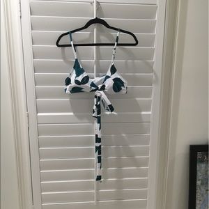 cupshe bikini top never worn